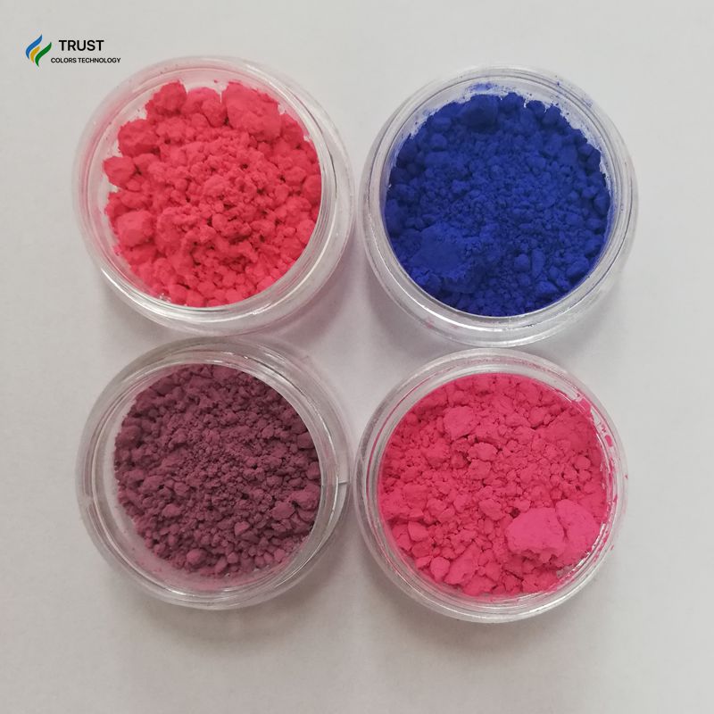 thermochromic powder.jpg